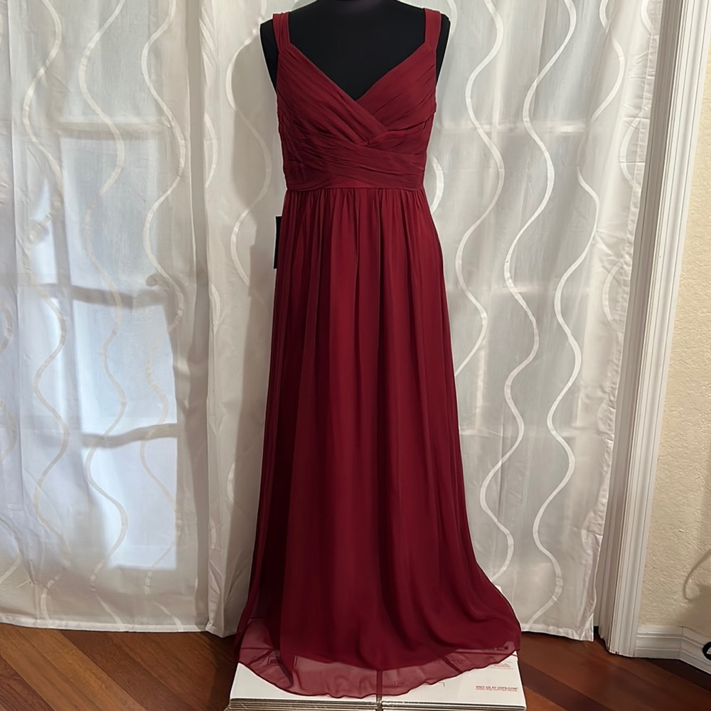 Ann Taylor, Burgundy Silk, Evening Gown, Size 6
